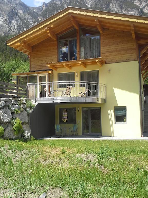 Ferienwohnung Familie Tost ترينس الغرفة الصورة