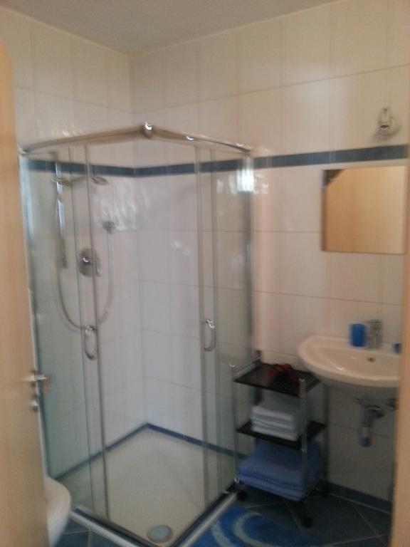 Ferienwohnung Familie Tost ترينس الغرفة الصورة