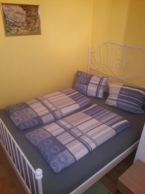 Ferienwohnung Familie Tost ترينس الغرفة الصورة